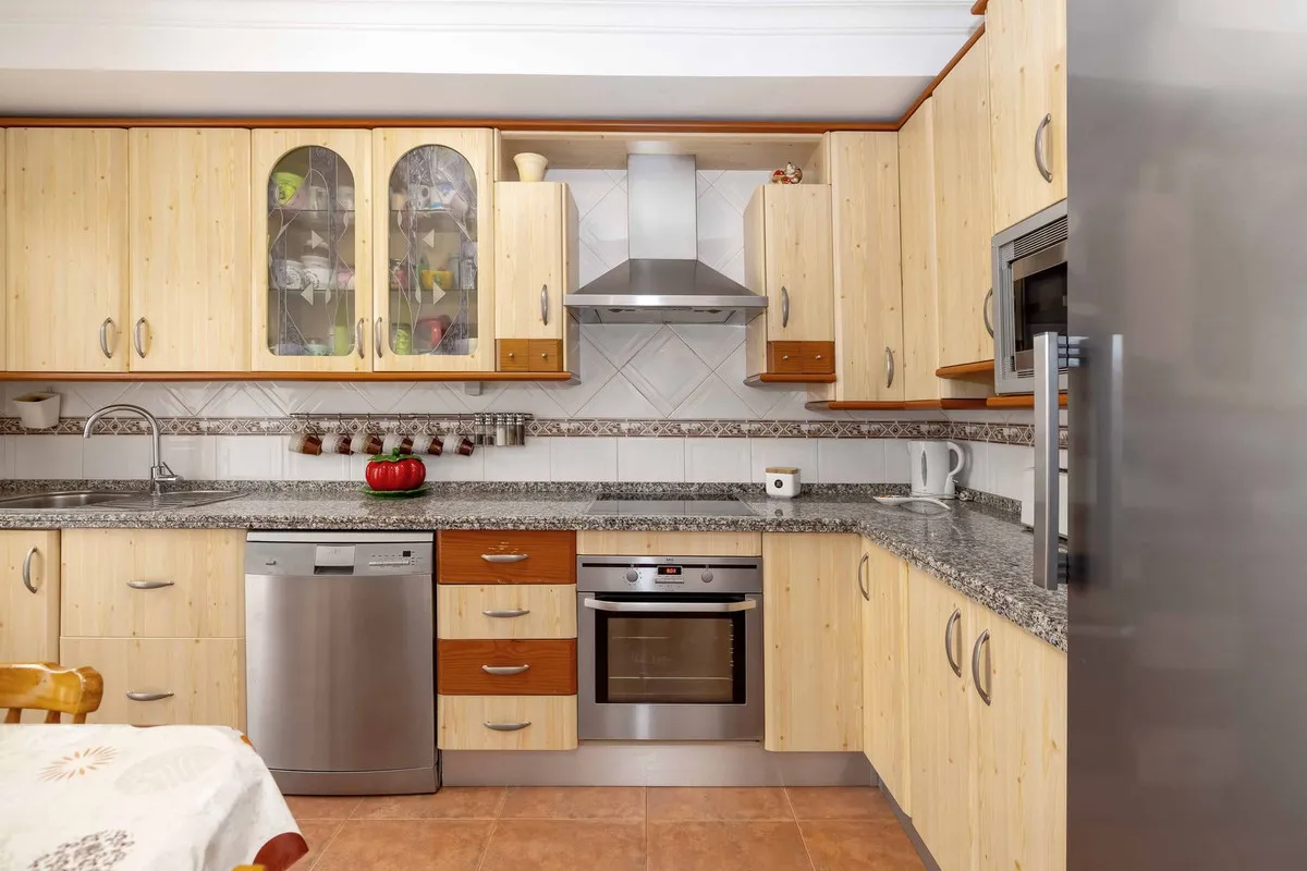 4bf5ea68-8419-4fba-8000-5450ec056441