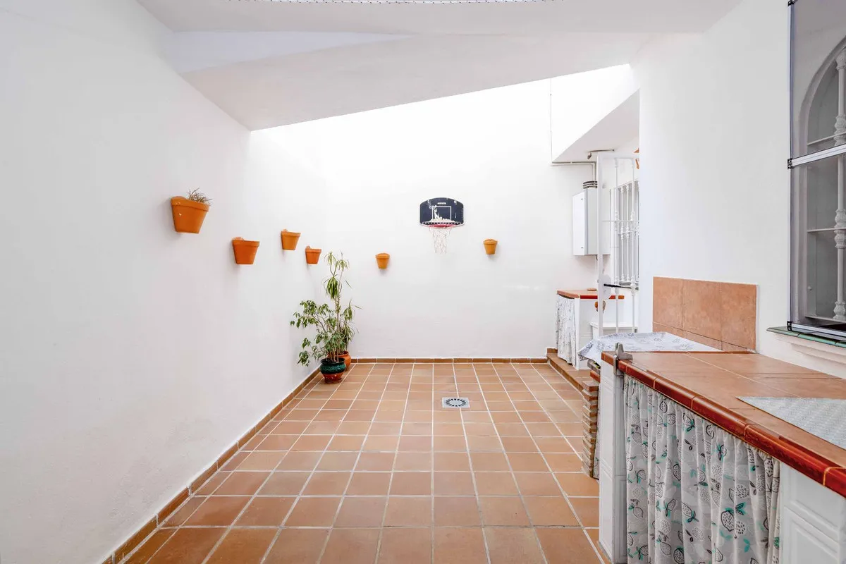 8f45112b-af0a-4a2b-8fdf-998b82187891