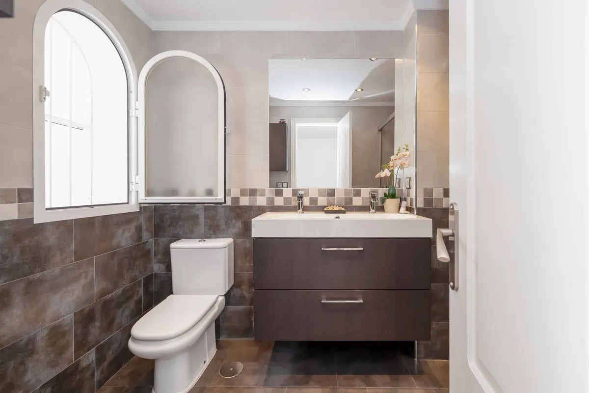 c3b50abb-4118-497d-849e-a92488b3c010