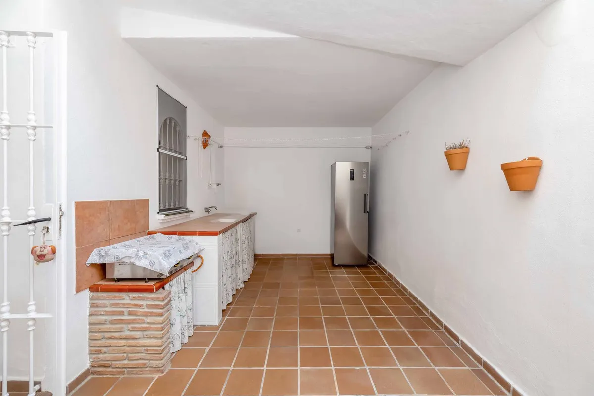 e1a2a585-ec37-4ecb-8414-2298bd333c93