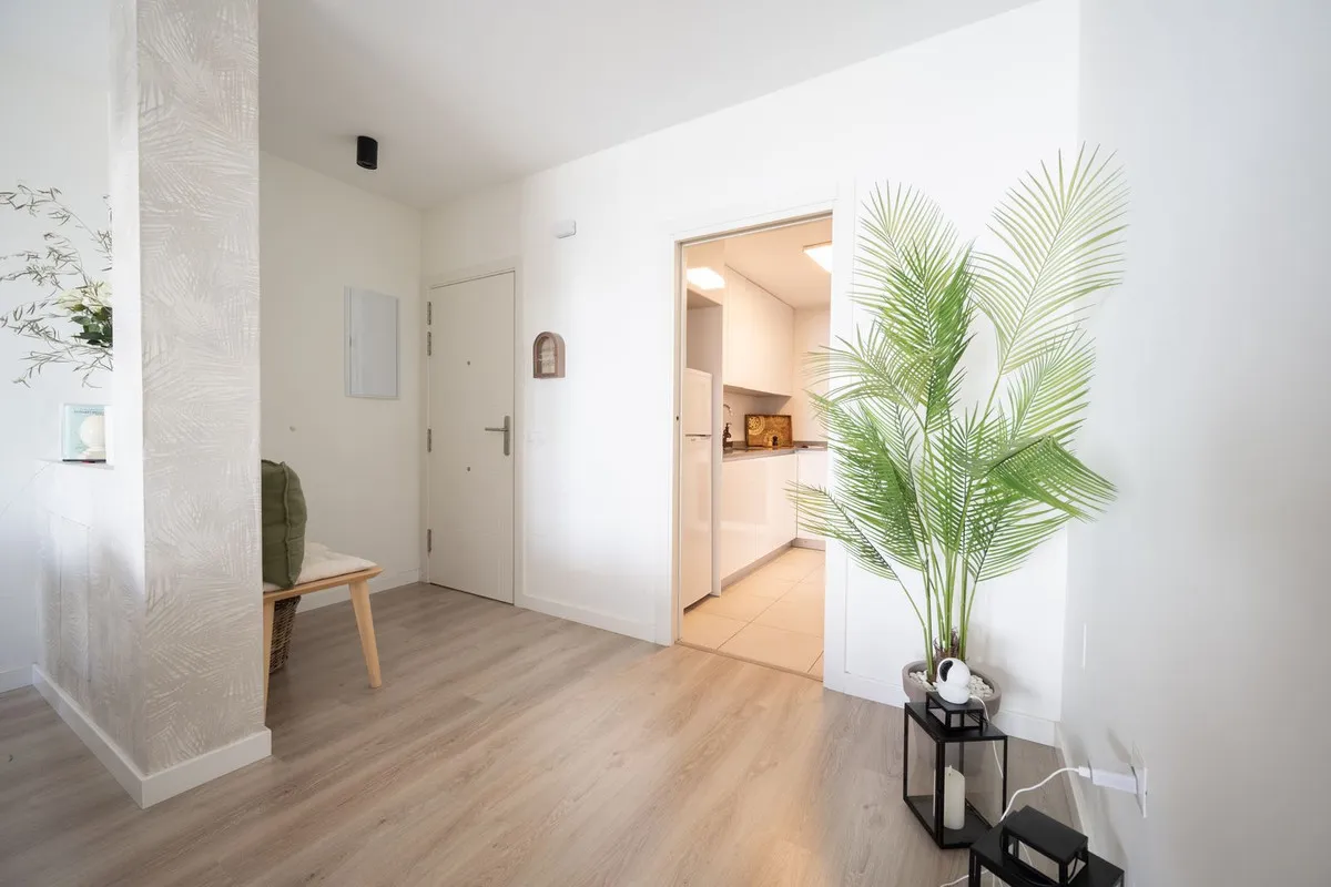 d5d99794-e553-423f-9244-e7664ee31956