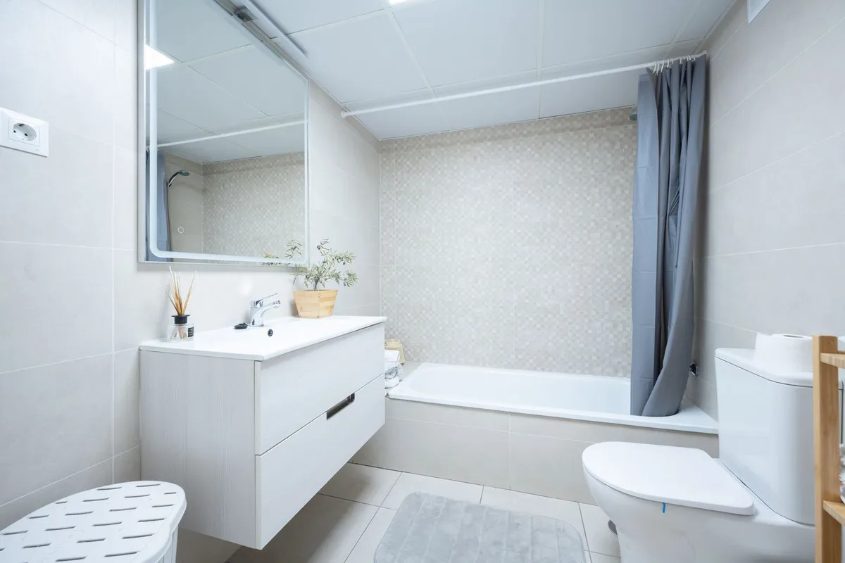 ddf5b78c-0f78-42a5-a0e2-3b1c662ca522