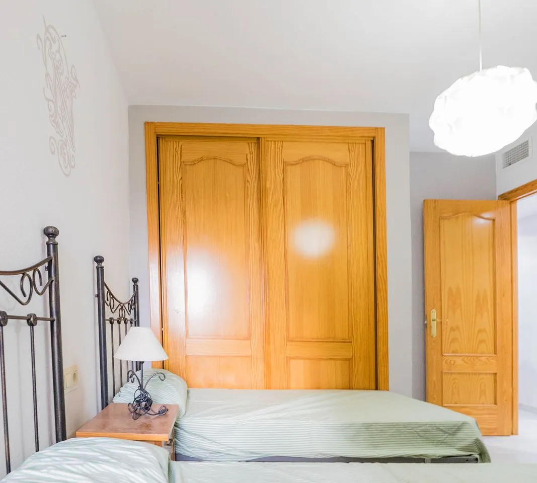 9f4aecfb-8aaa-46ca-9b4b-6e0f7528715a