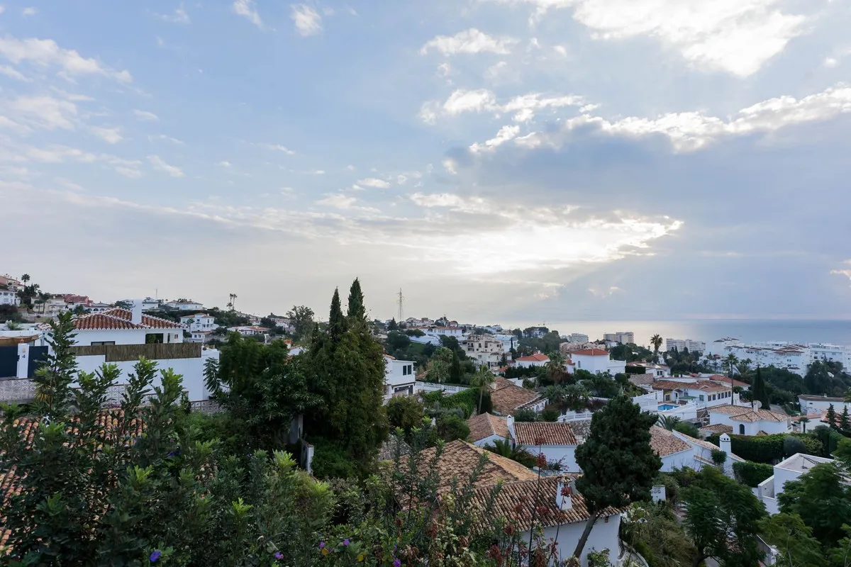 b050155e-2418-4eb7-9ed9-1a073ea2a058