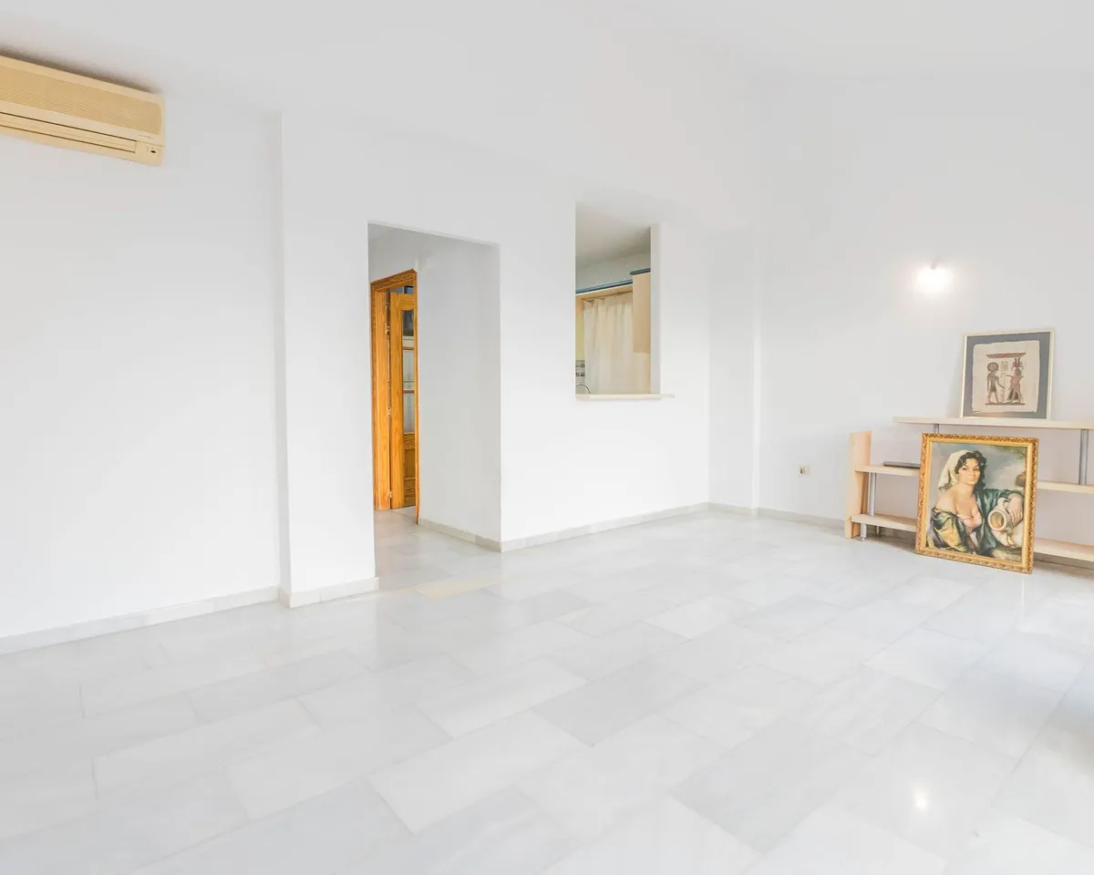 fe30ec50-69ef-4c1c-9b5c-d50765fce216