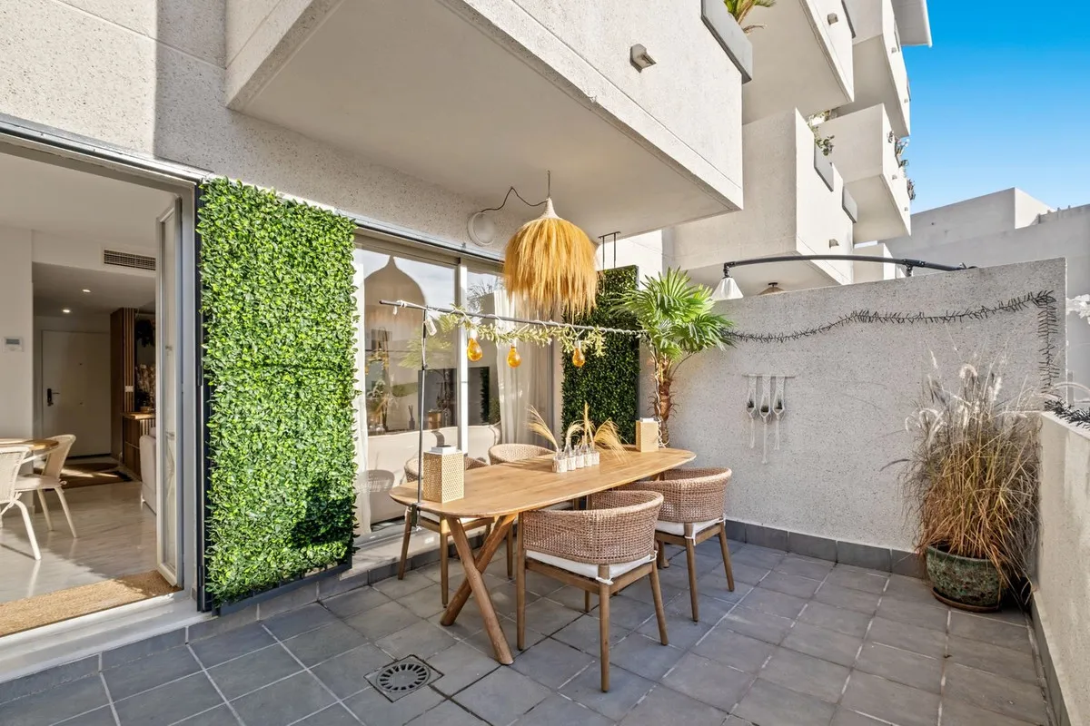 1f6418f2-240c-4dc4-b01a-4e221d37e7ea