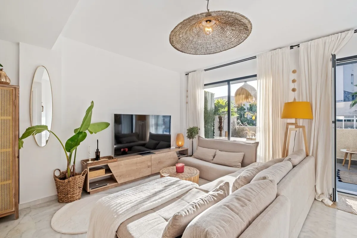 4127bb6c-356b-4c8d-a8db-fb24dd032335