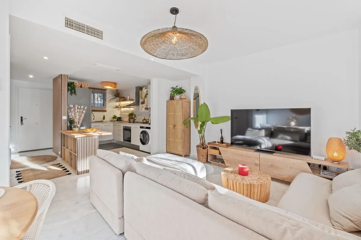 62129f75-ecd4-45bd-b42a-fbe18a5b37af