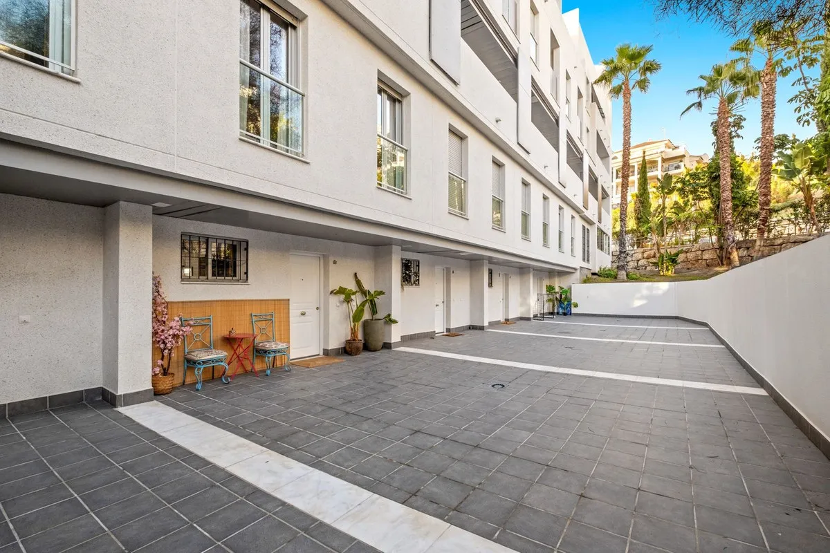 7155bb00-012a-49ec-8118-5ad463737ea7