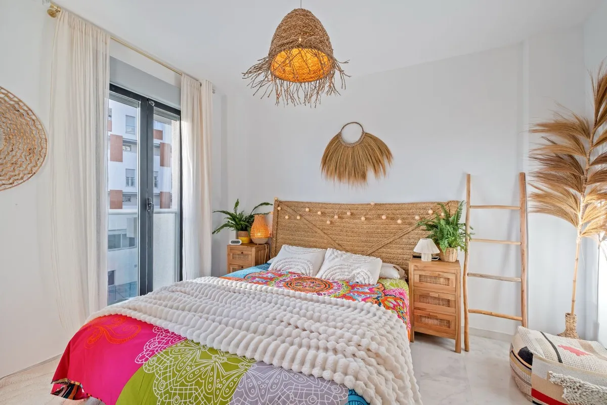 757ddb5b-b213-43b3-8353-a7dba15415e4