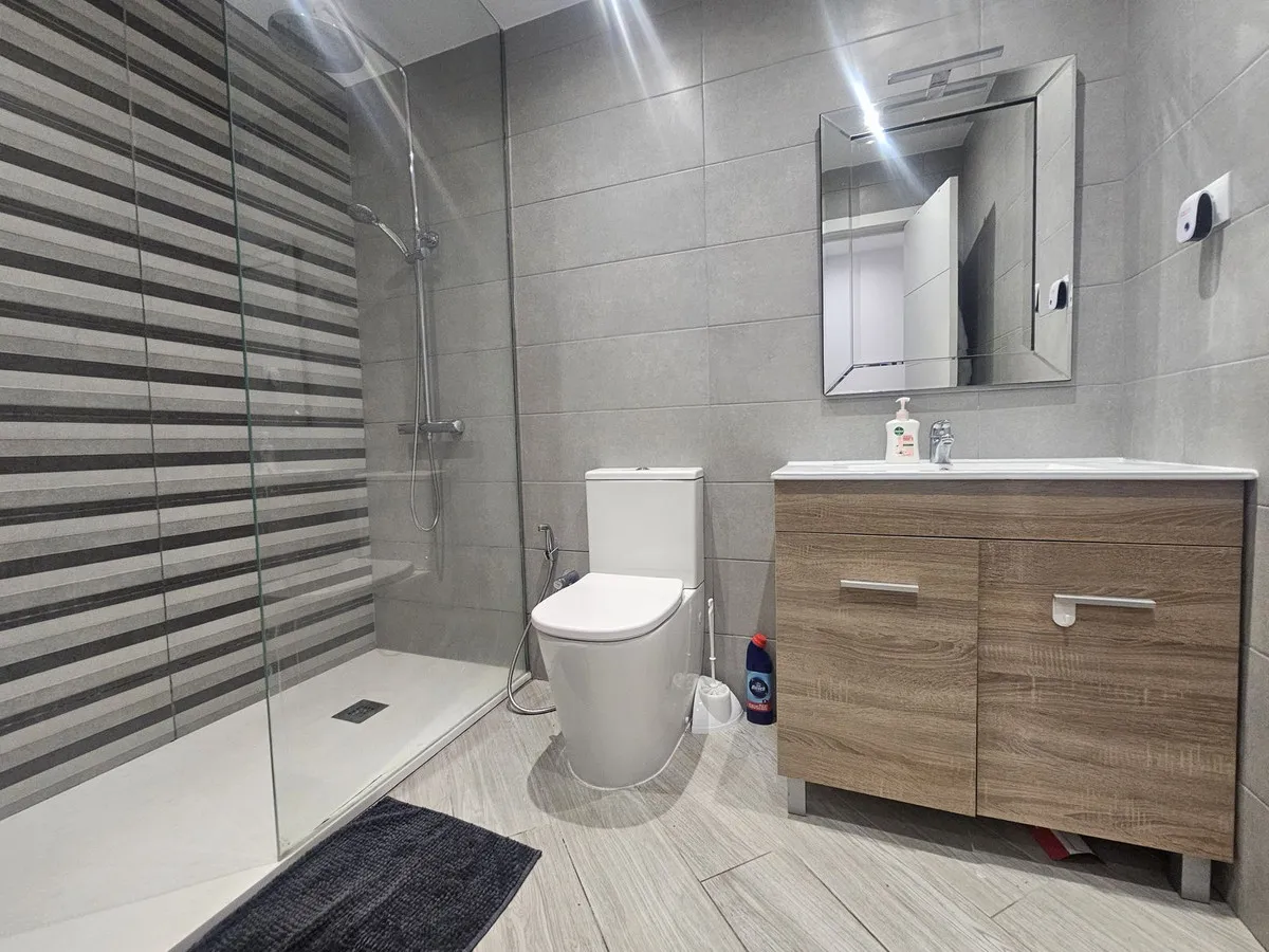 8c775f19-5a6c-481b-83fb-325839f1886d