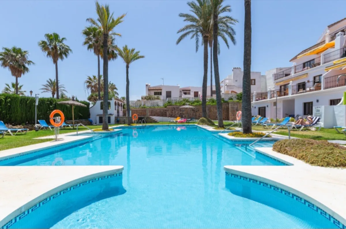 6652f0a2-79cf-498a-a4ef-1cf1b623c281