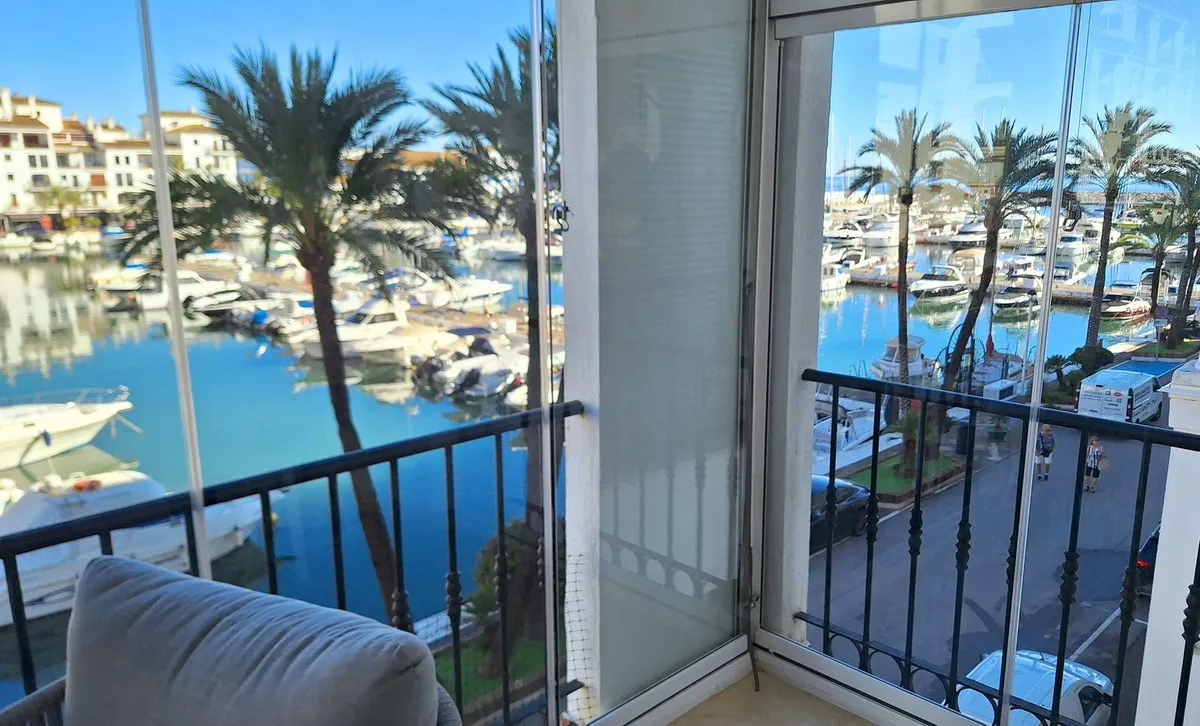 a8b05361-150d-4b15-97bf-74b328a34406