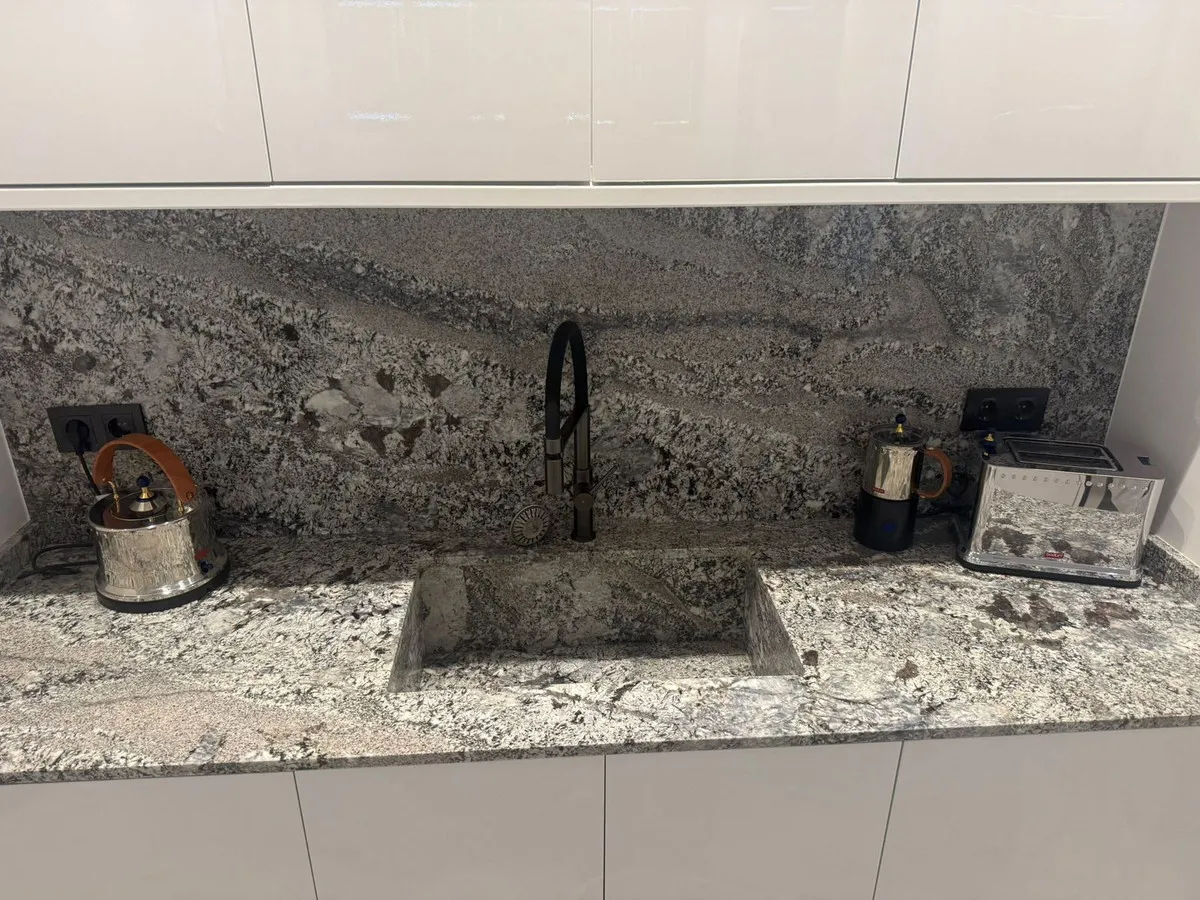 ba014d9e-ec5b-4833-bcea-54cd409baa2c