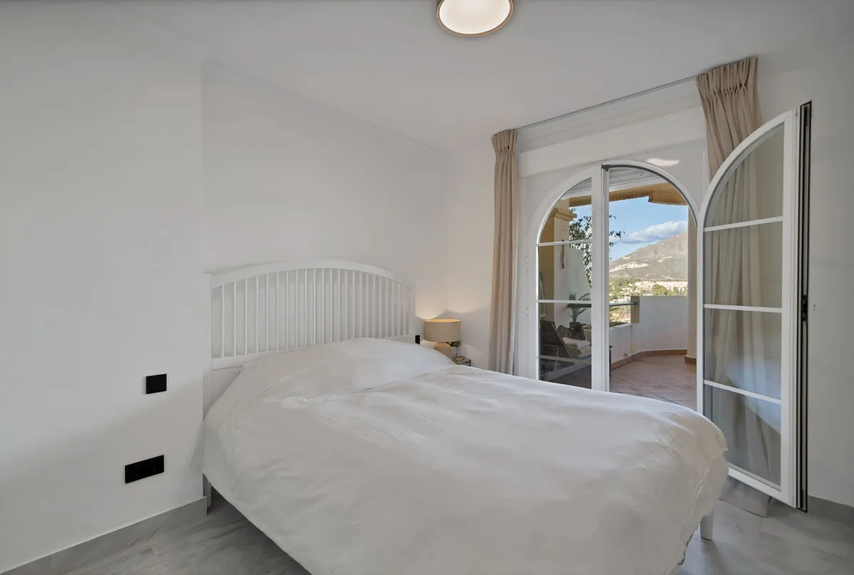 c67b4d3f-f199-4401-bea6-b8d3865336e1