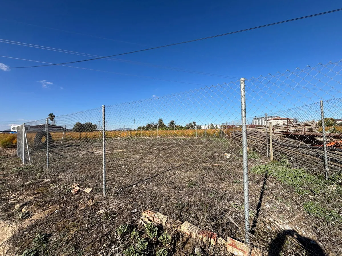 379e4f25-4d1a-47f9-b6d1-f9152a9def0b