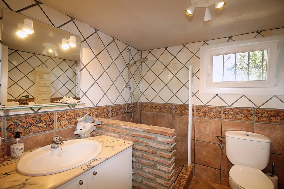 b7c22961-2dc3-4e70-afb6-a5796b3478a4