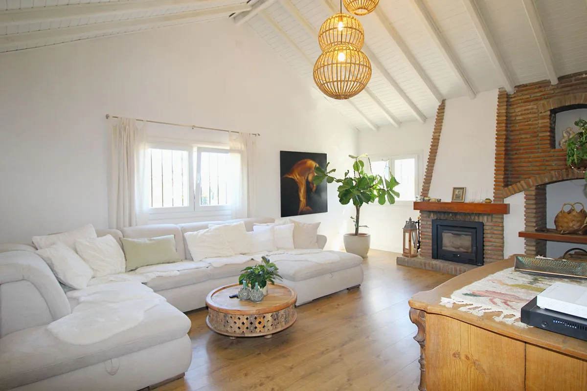 c39b198c-590d-4d37-8fd4-1275ed1958a1