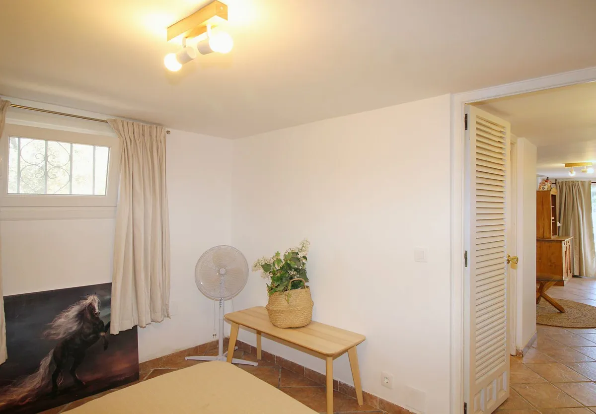 d1c632b1-752c-49e3-8139-0cbd81ad0c38