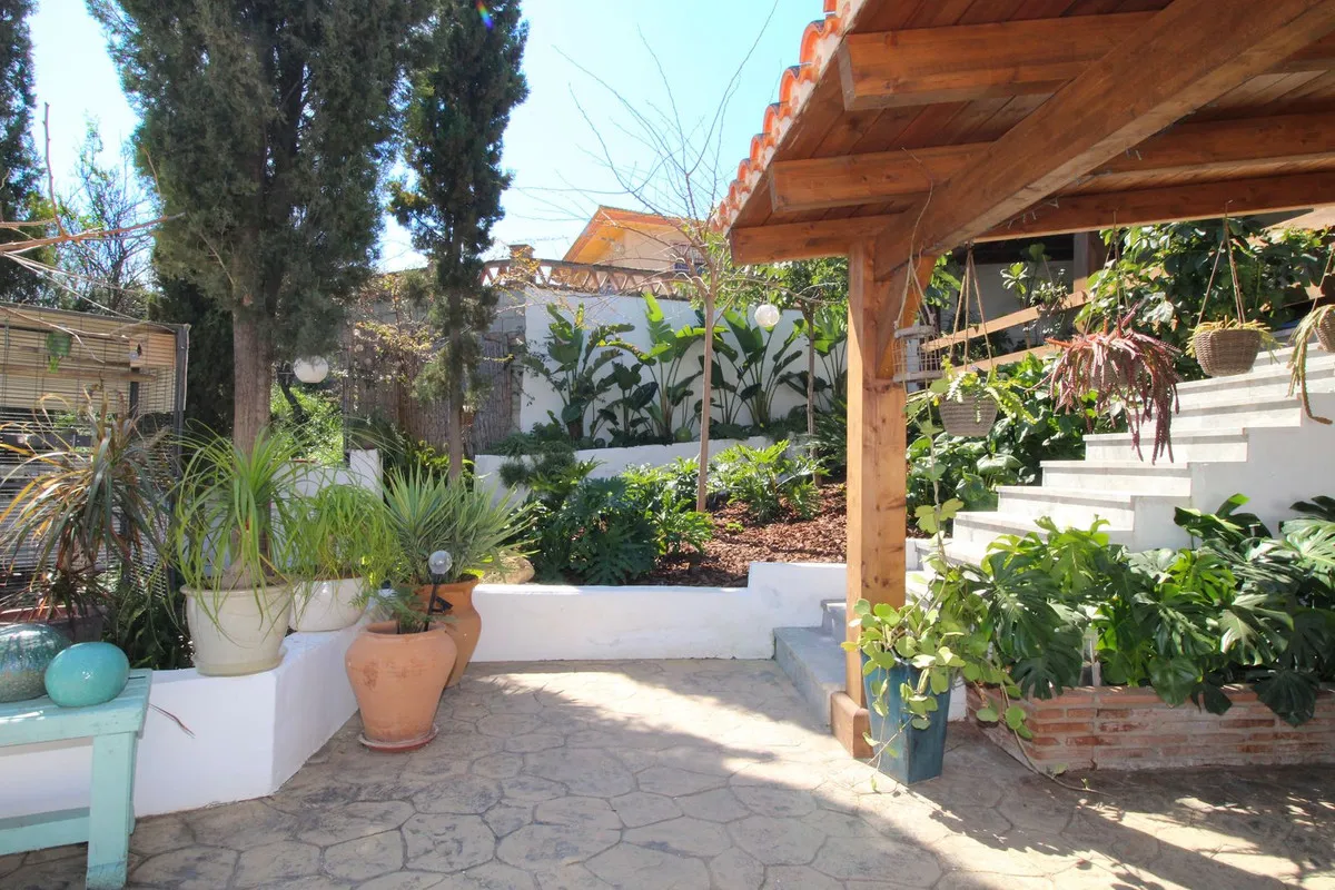 f45ea0c8-47a9-41d1-af37-34c34b83fd69