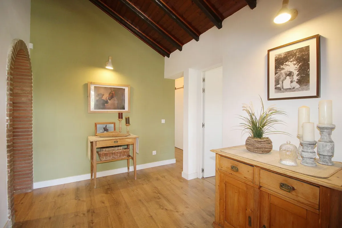 f721daef-041d-40e7-95d6-502703129f6b