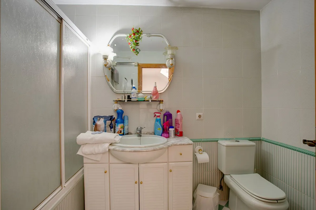 cfdad3d9-8012-4b14-86a3-b131185f147f