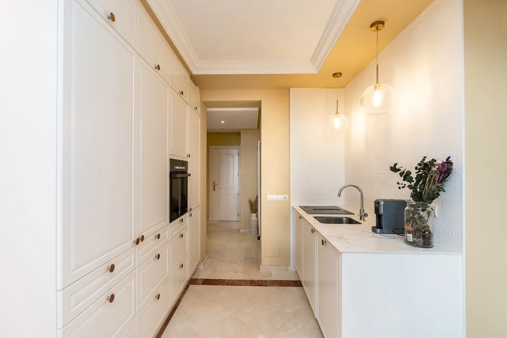 d203d421-bffc-4002-90ac-687136b8be4b