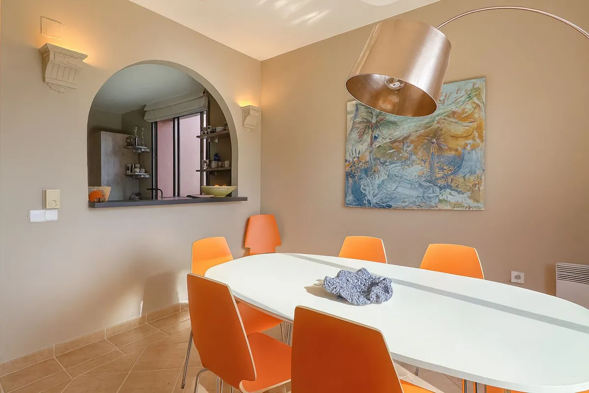 2ef37640-d3d4-4b01-b26f-9aca25c50fa5