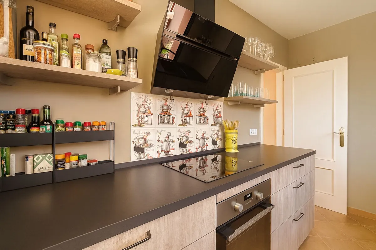 6605765b-25f1-44f4-a7d2-a0f32ecbca6c