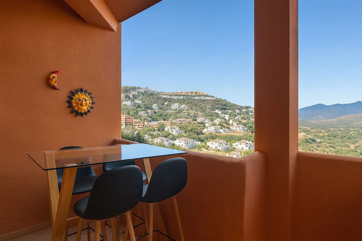 6d2aa278-c22a-4b43-b6b6-d01f5046bad8