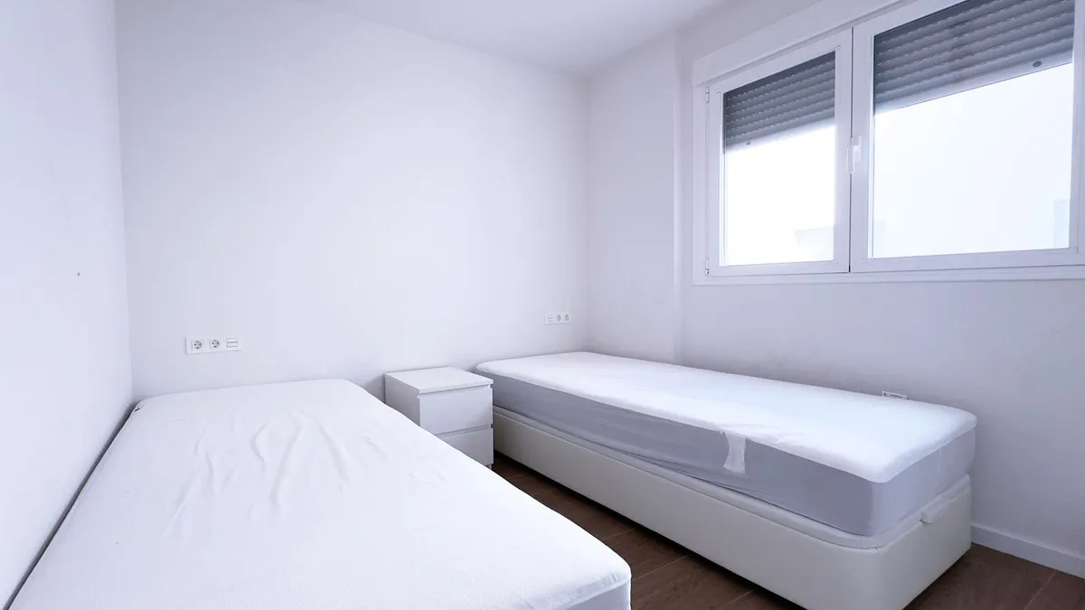 b2336889-10b2-438e-ae84-9c4943ac320b