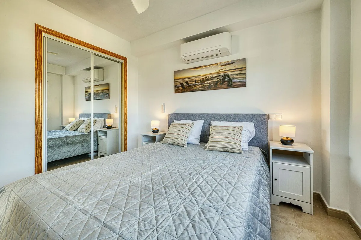 72c96cac-c7b2-439e-8794-67827a1c3cd1