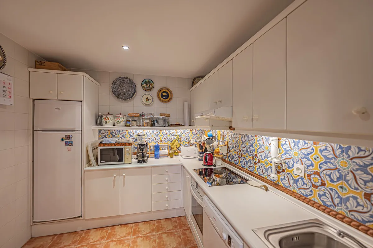 0aaa1a6f-3636-4b39-8f4e-a09907555f34