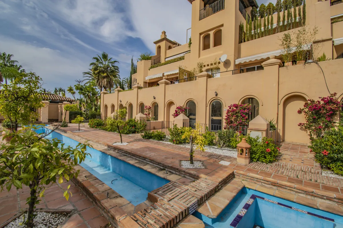 3eb6de52-a2ca-48e9-af7d-3a0116a416c7