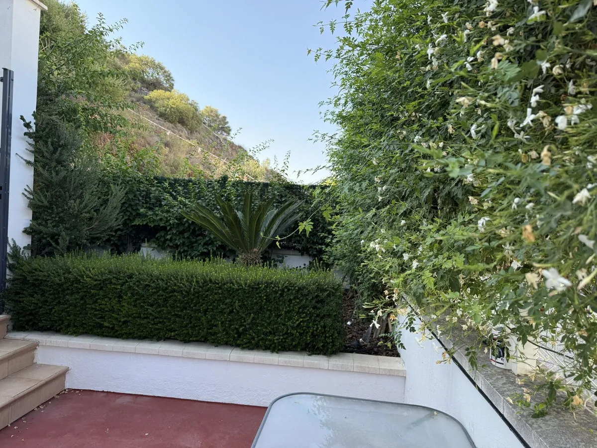 4c11e988-d9e8-4aac-9375-caea6639aba8