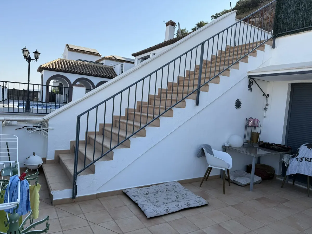 51cbc739-0d68-4eb5-8401-cc5c8dda8093