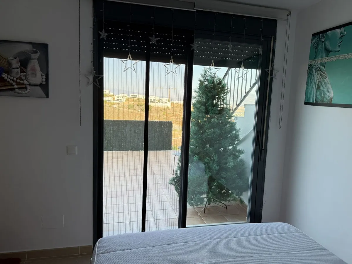 5c655749-305f-48d1-a6b3-ca028cb1eb1a