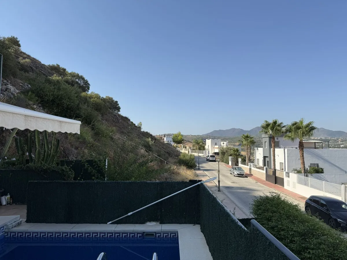 83a162f9-db5a-4bc0-8978-e0cebb1e2799