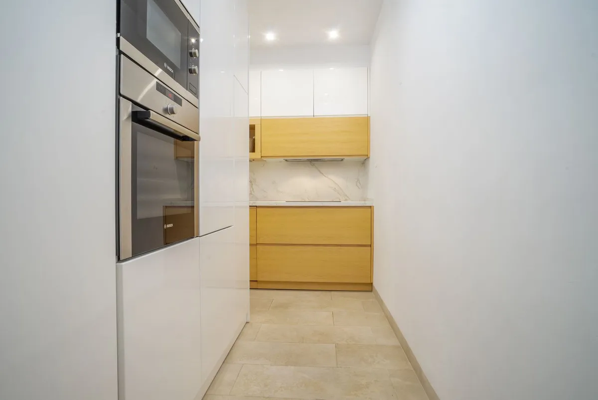 26f51182-ac33-4105-a566-879e2b792ff3