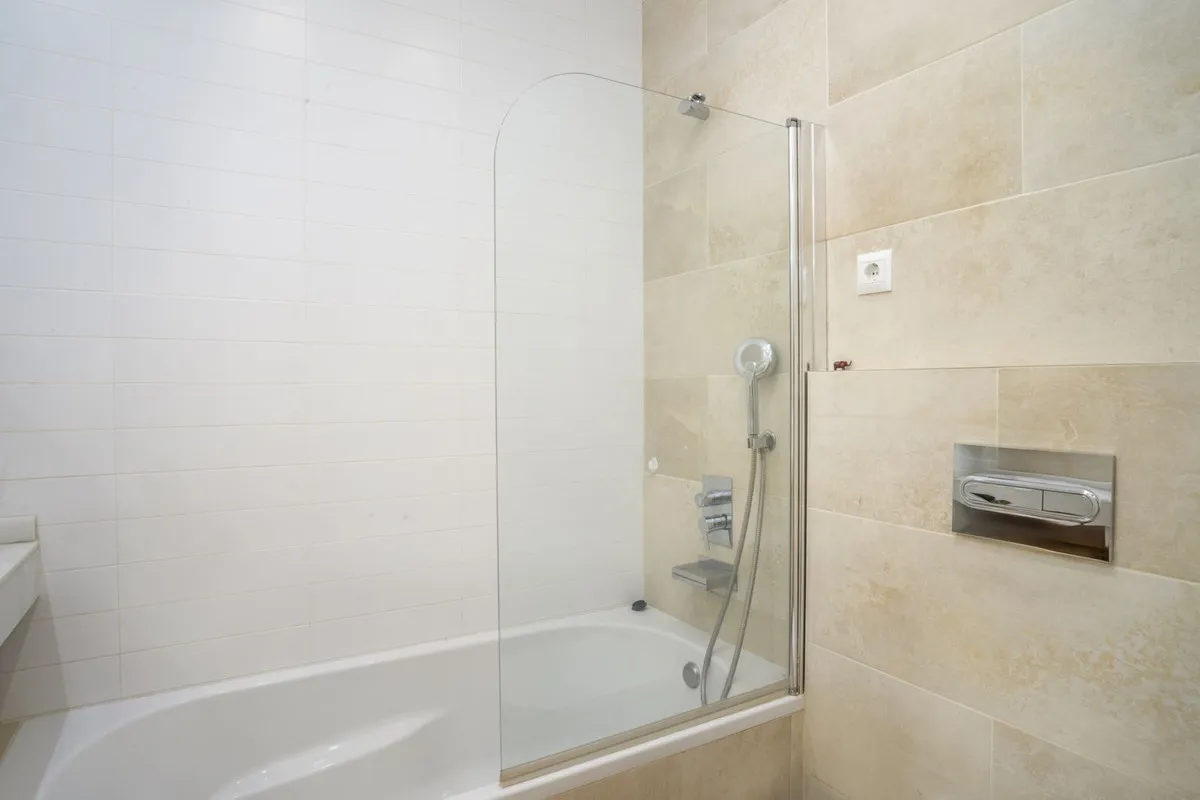 67a283e1-0cb6-452d-832d-76b99090206e