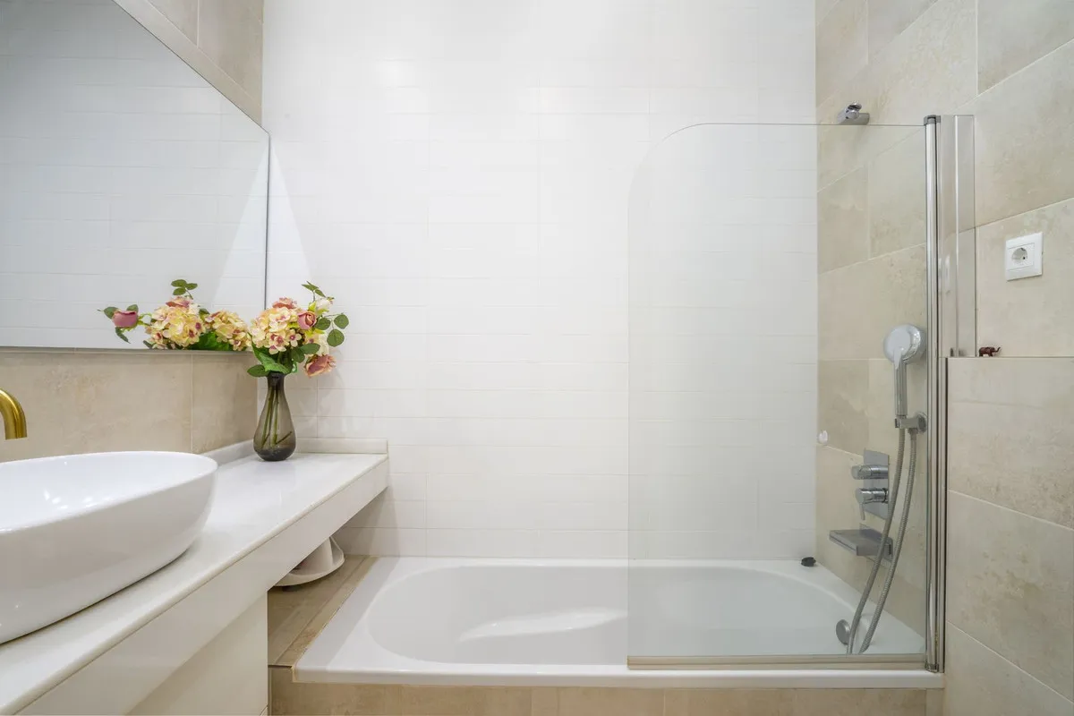 714e499e-68aa-430f-9179-e2a9488fc2df