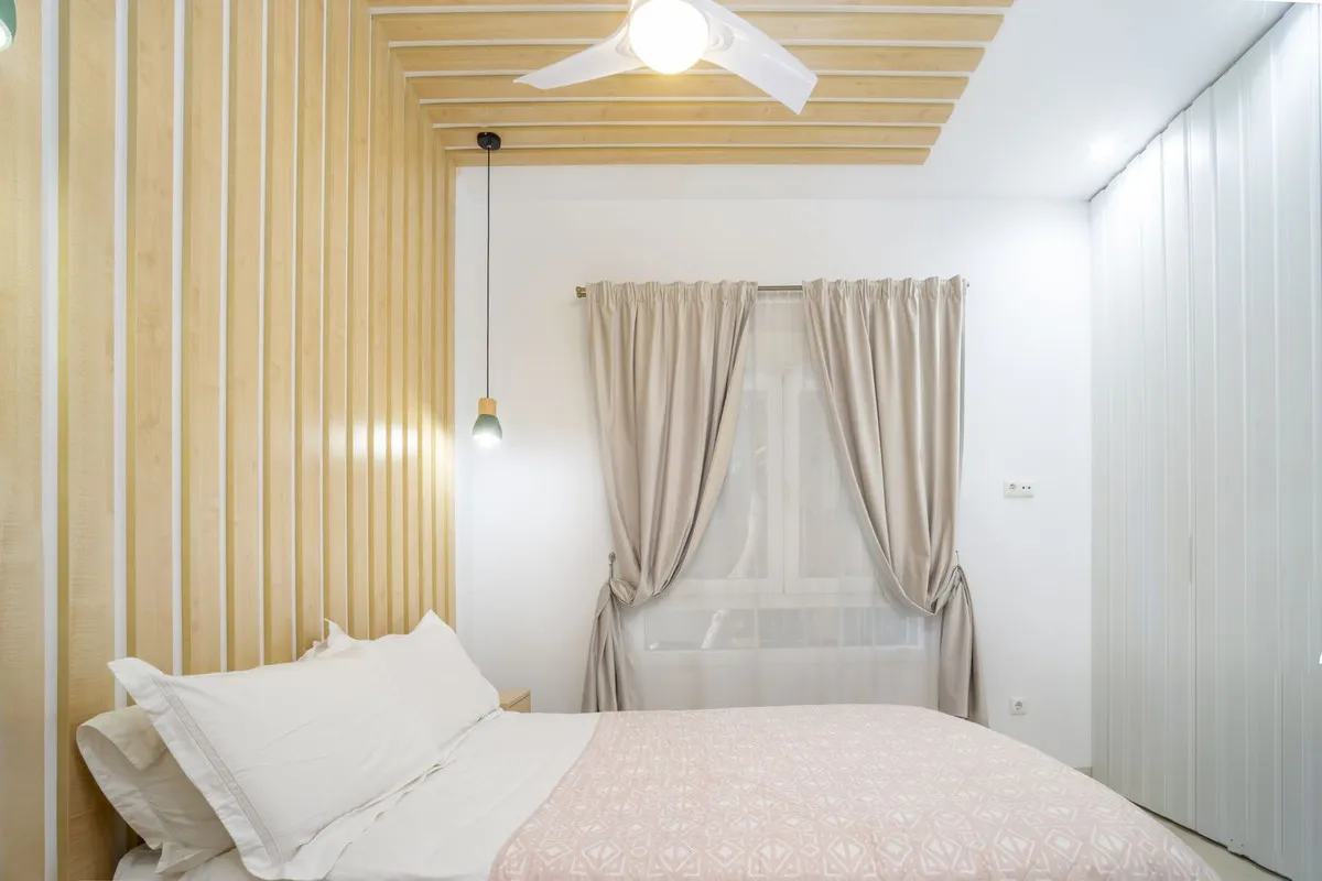 bb048370-8f53-41d6-b099-cde285c3415f