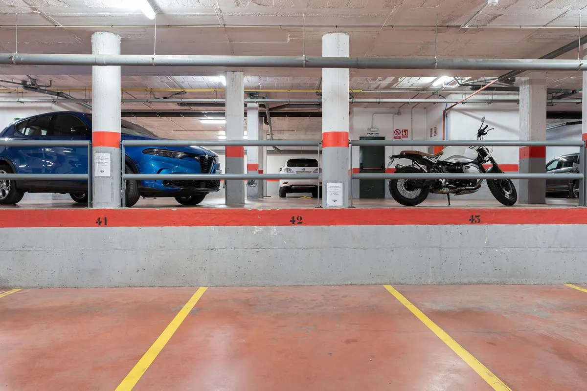 3c5f2820-687a-438f-993c-aa9784cd287c