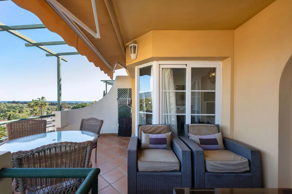 f721de8c-6222-4252-bf5b-e534955d7846