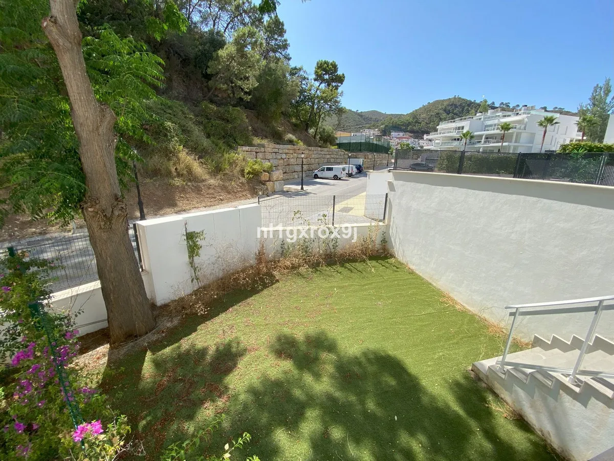 8c40abf4-692f-430a-963e-923cd1fc7c87