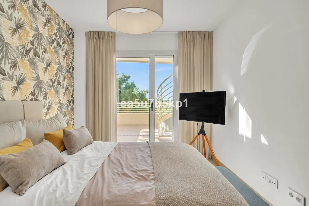 31125045-b823-464e-82c2-b4906ff00afa