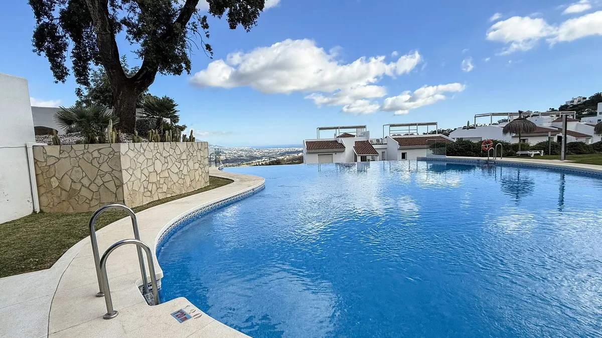 2fdf737f-ec5e-497f-bb16-3519138b030c