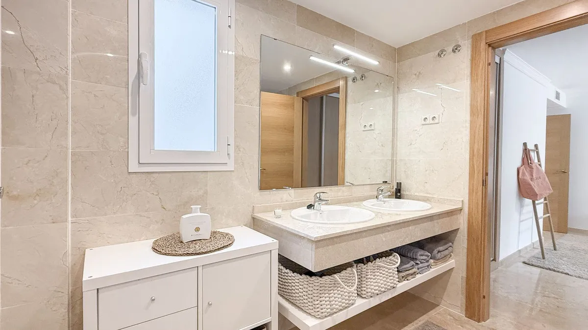 3908453d-8c73-423e-aa79-0f89e5efb837