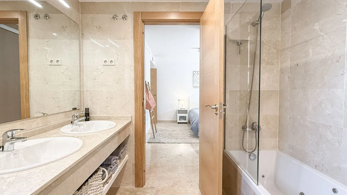 3d58cc87-e33e-42c8-a5a0-cda197fae057