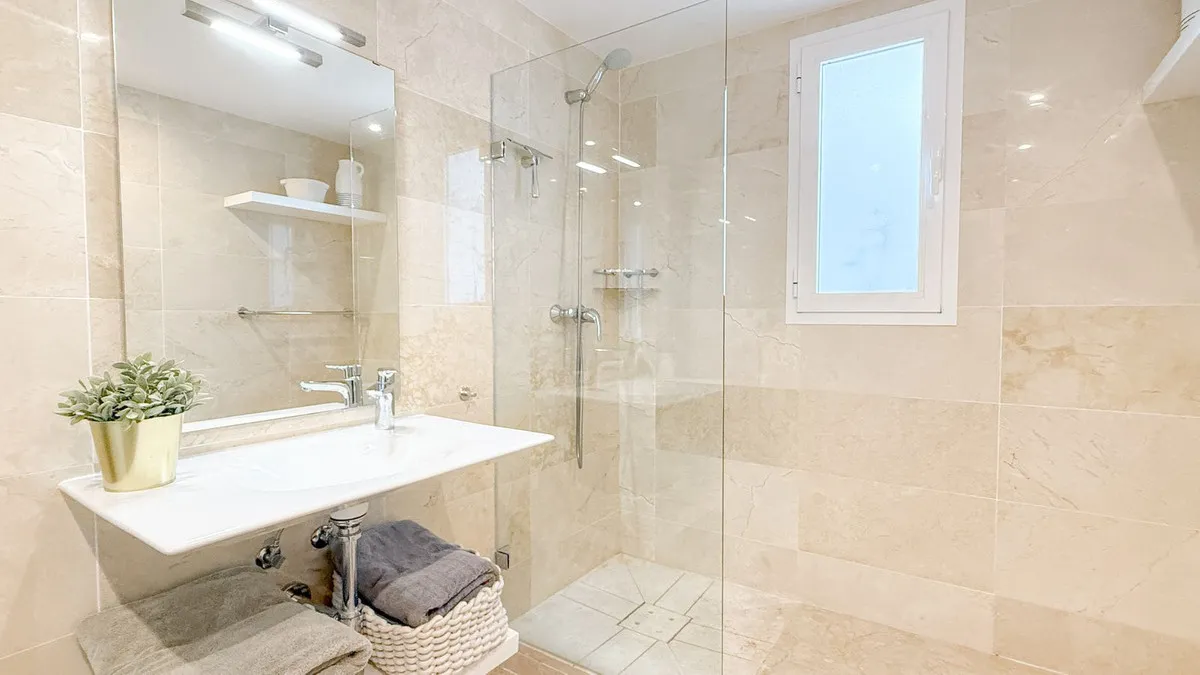 ab48d309-5746-4524-96ec-ab63fbc2a9d2